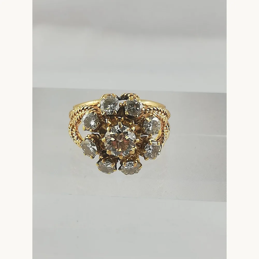 Bijou ancien en or et diamants pour estimation patrimoniale - Lyon