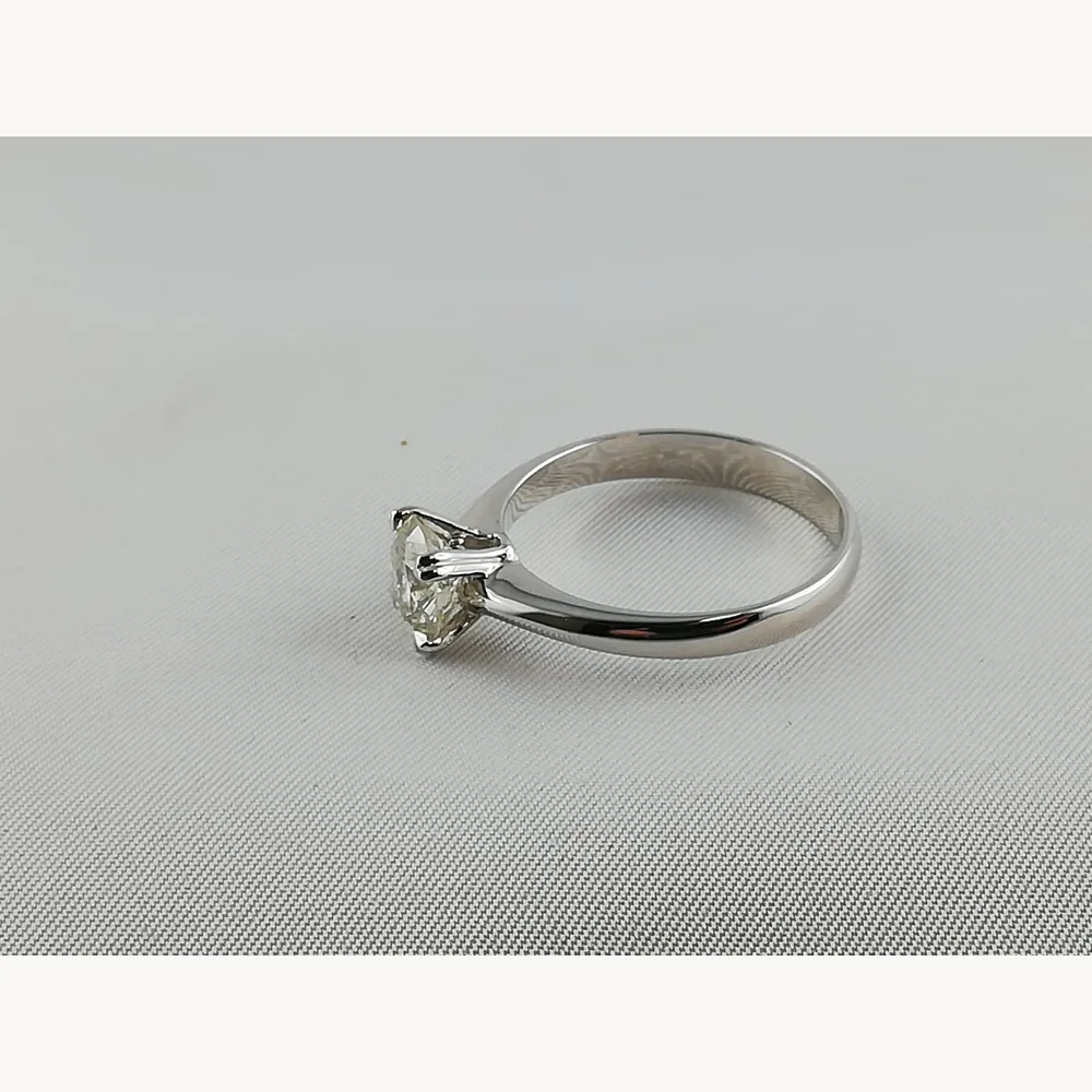 Bague solitaire diamant a vendre ou faire expertiser - Lyon